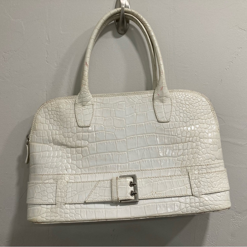 Vintage Cristian made in Italy Elegant White Crocodile-Embossed Handbag